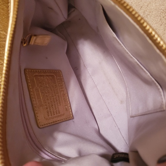 Coach small purse - Picture 2 of 2